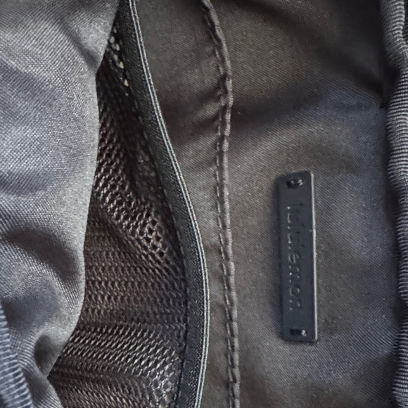 lululemon athletica Black Belt Bag - Picture 2 of 2